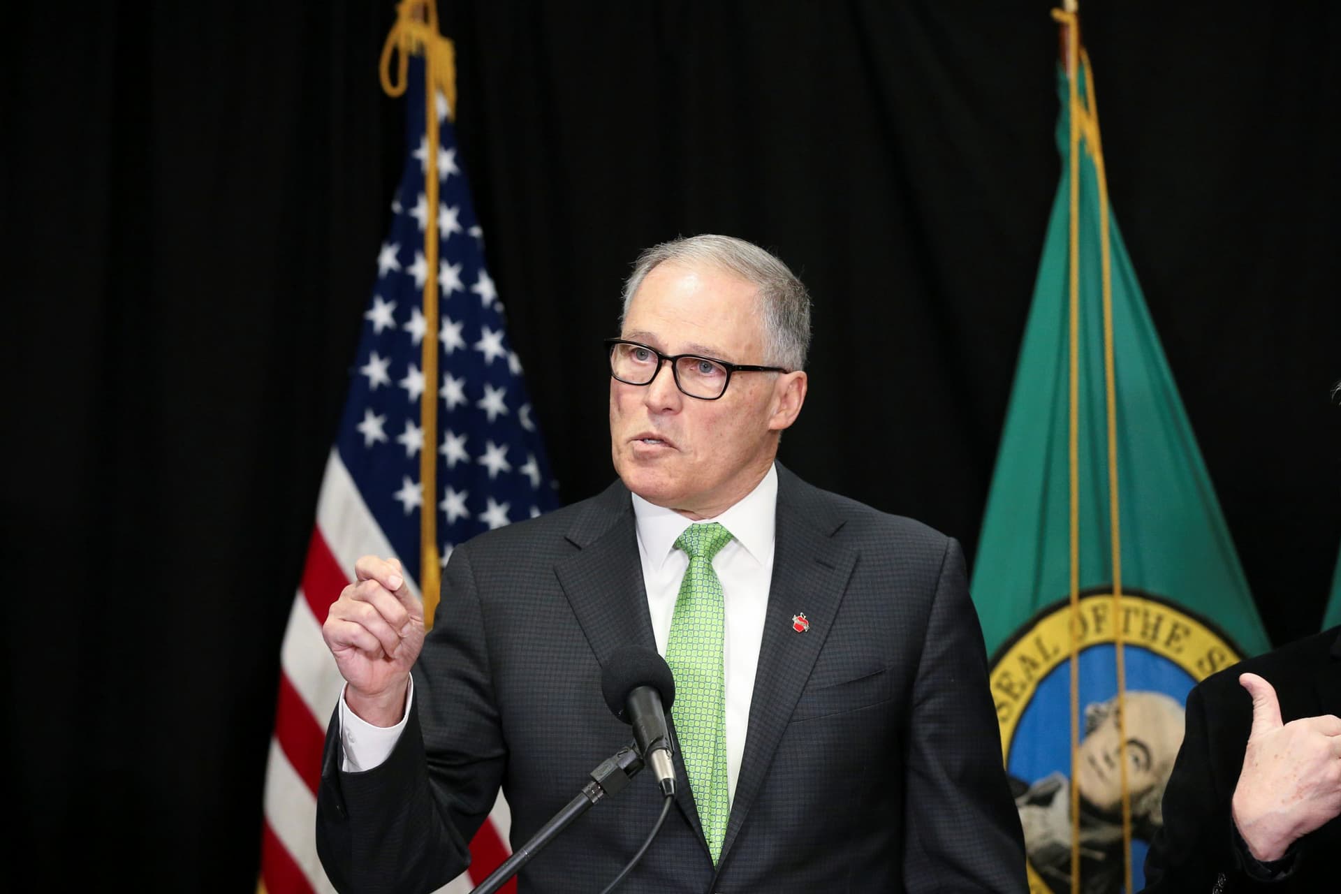 Gov. Inslee and Seattle Mayor Mock Trump’s Takeover Threat as Protests Intensify
