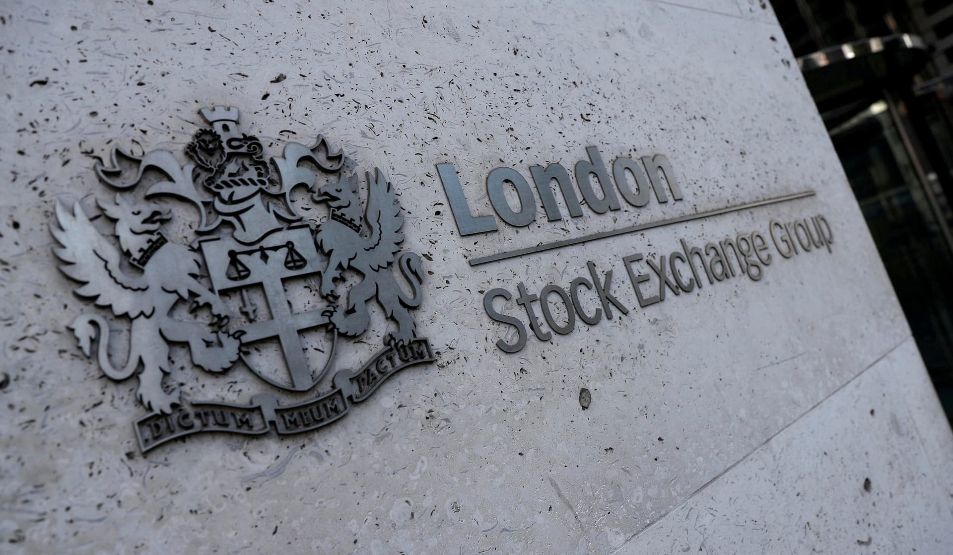 Stocks End Worst Quarter Since 2008 With Small Recovery