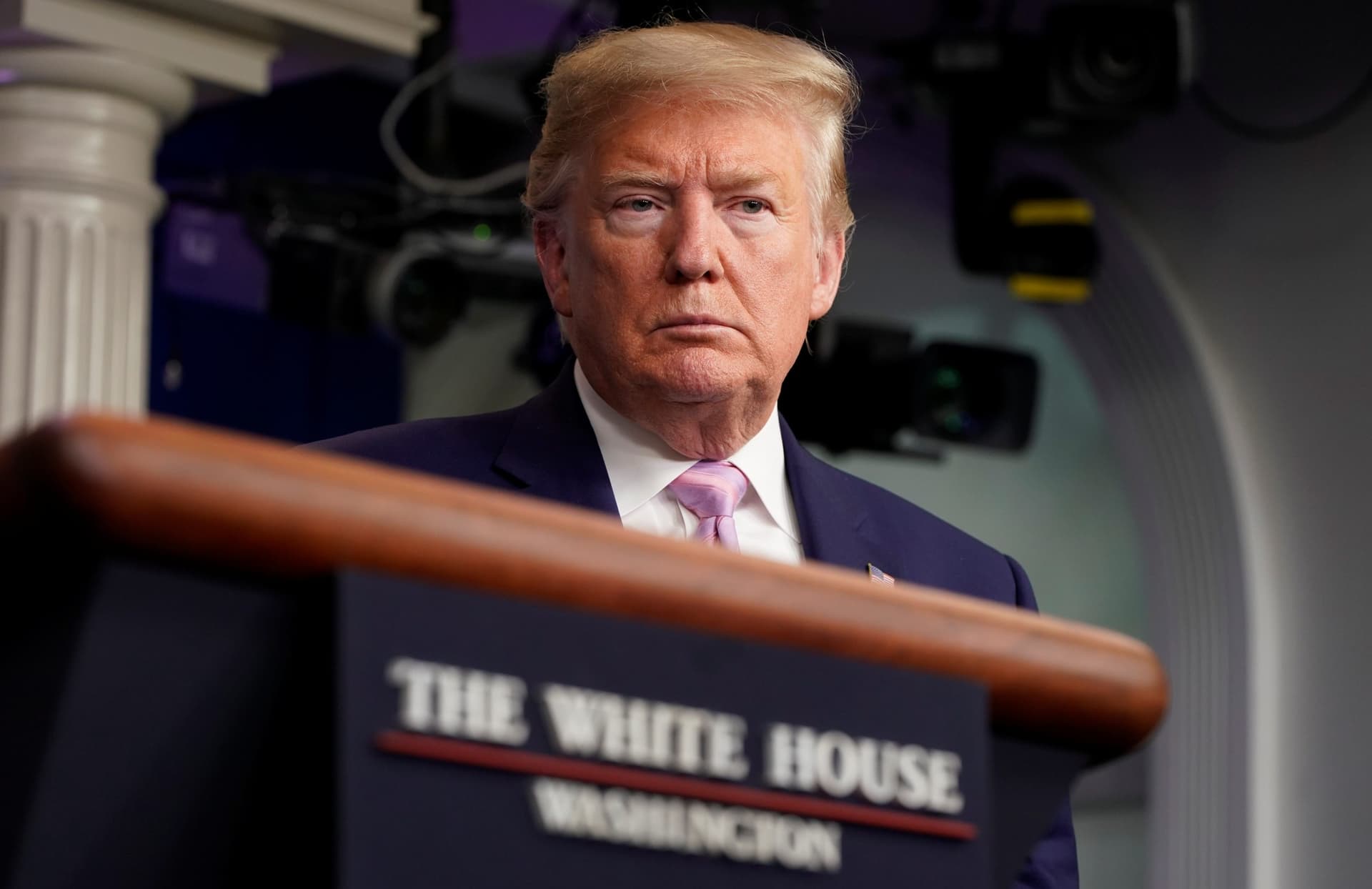 Trump Faces Backlash After Claiming Governors Donāt Decide When State Lockdowns Are Over