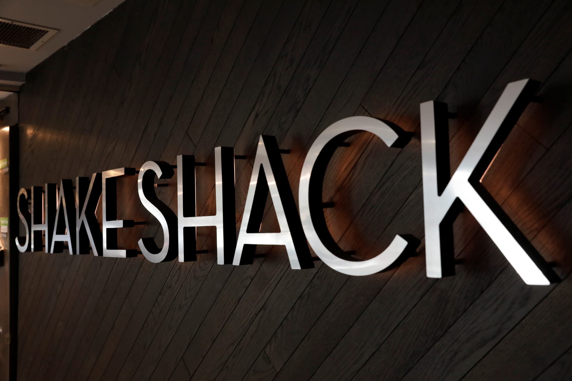 Shake Shack Announces It Will Return $10 Million Paycheck Protection Loan to Help Other Businesses