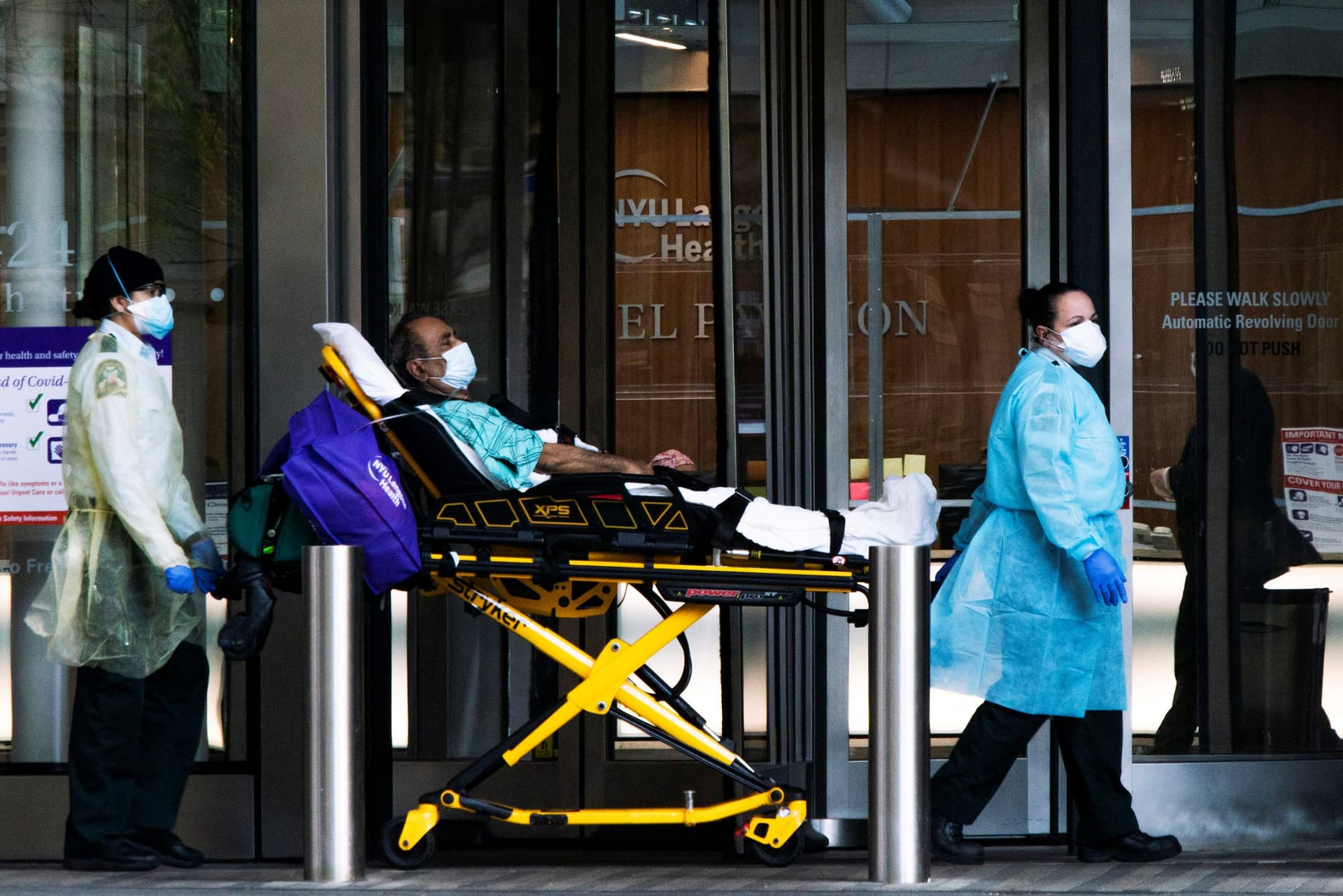 New York Health Care Workers Get Win in Court Against COVID Vaccine Mandate