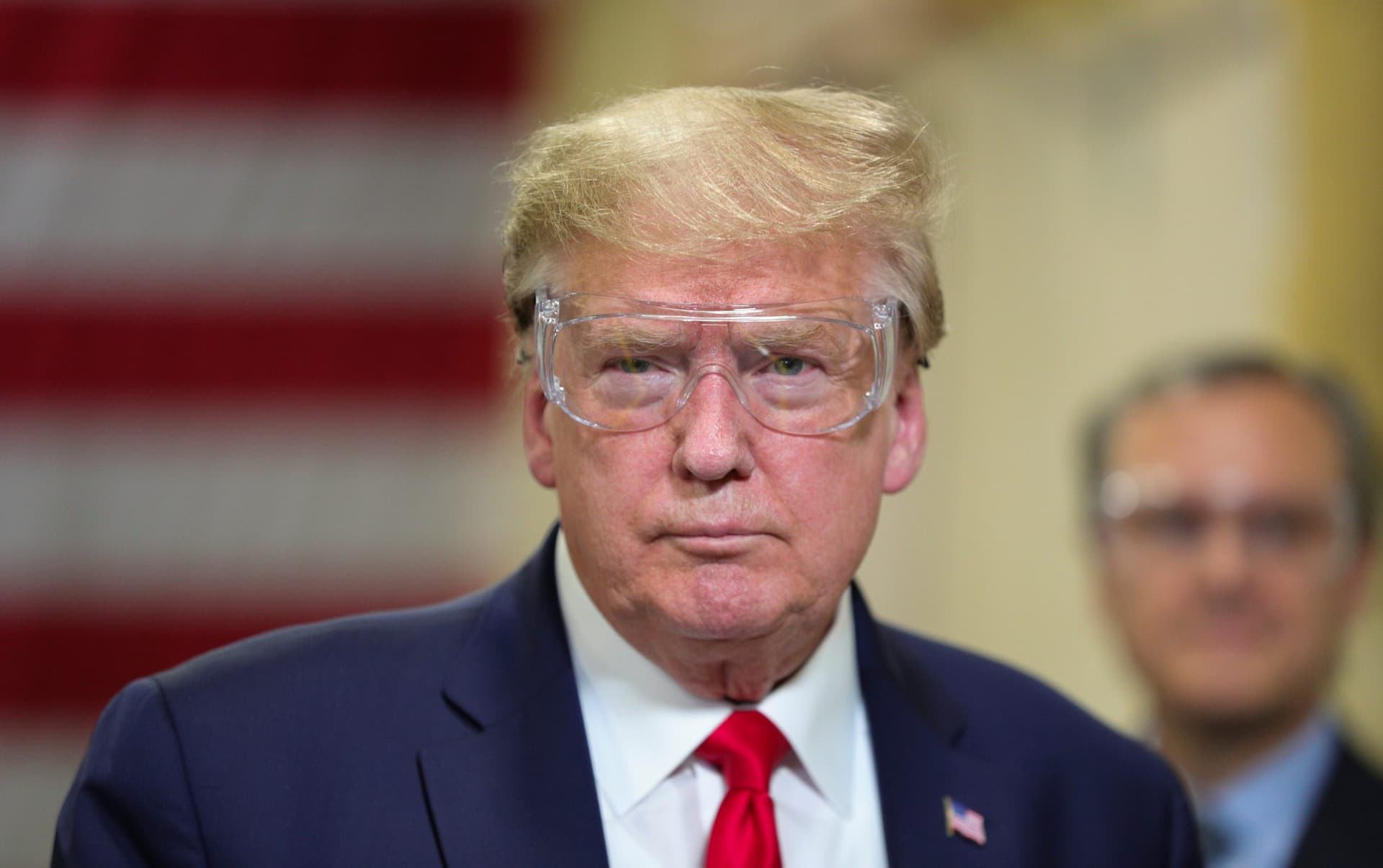 US Mulls Paying Companies, Tax Breaks to Pull Supply Chains From China