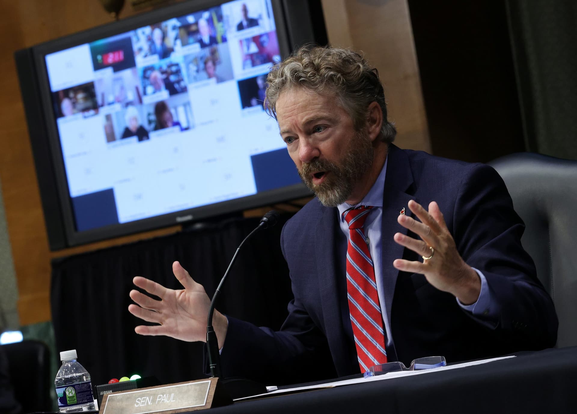 Rand Paul Introduces Bill To End Mask Mandates on Public Transportation