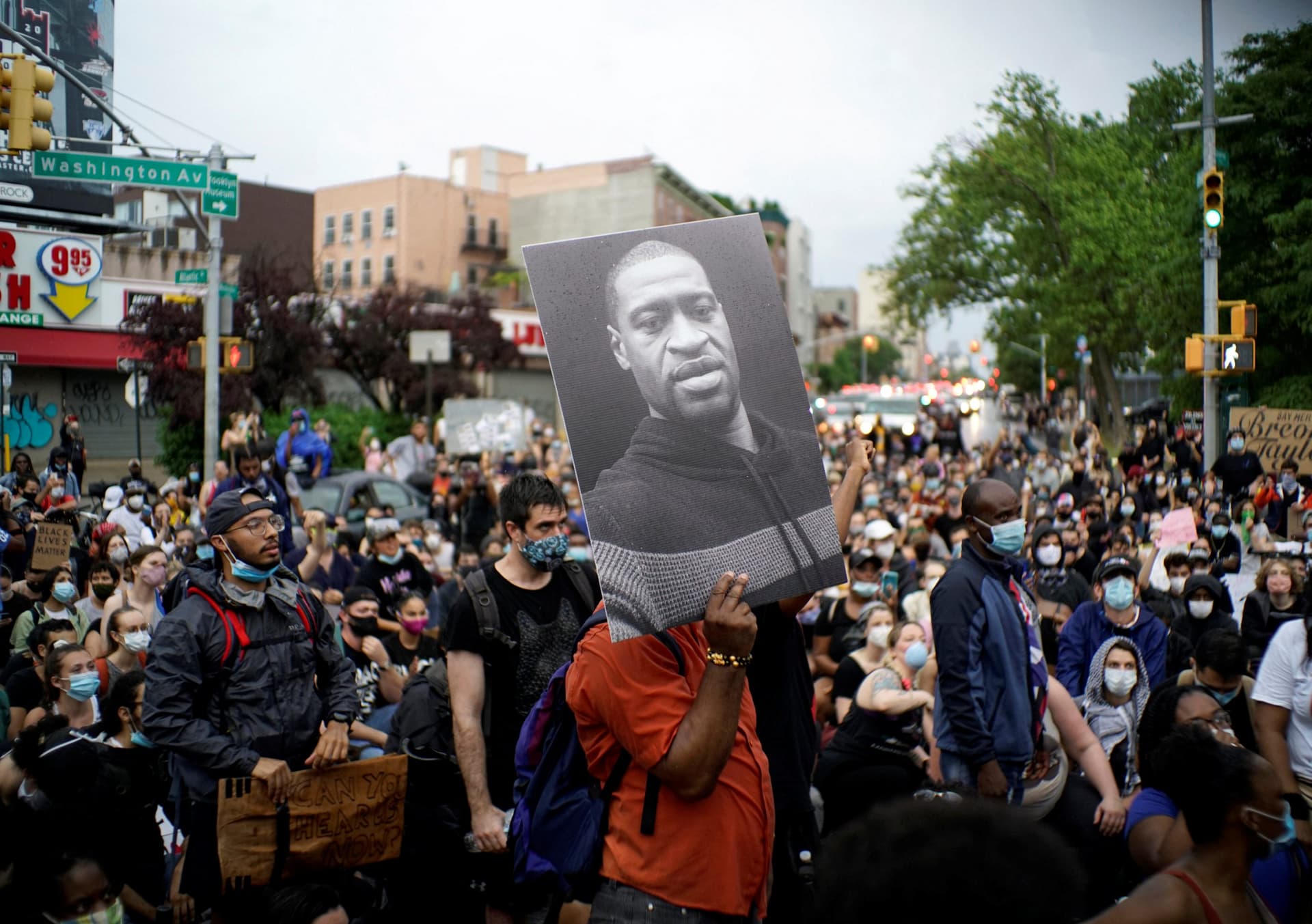 US Protesters Call to ‘Defund the Police.’ What Would That Look Like?