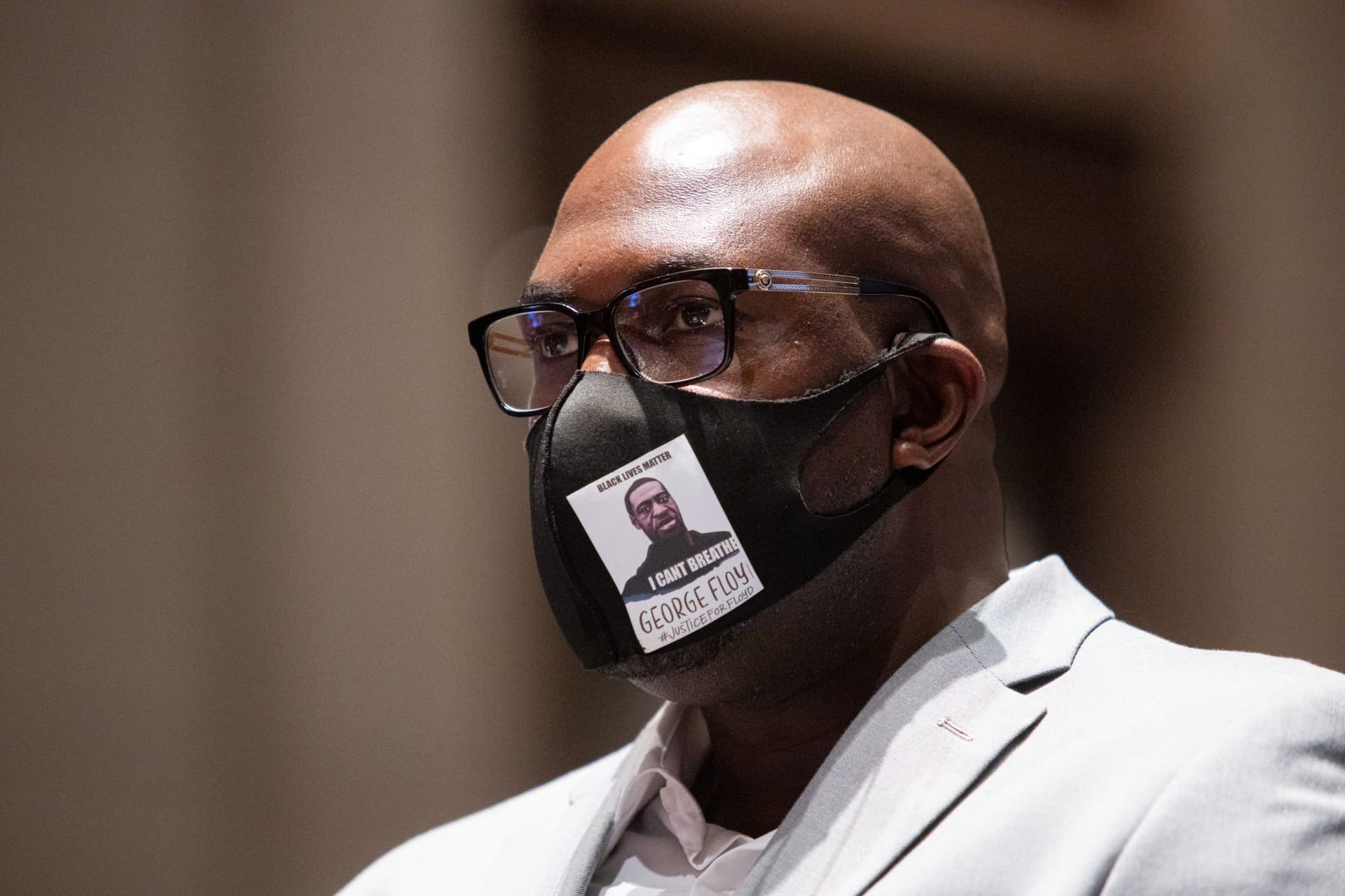 George Floydâs Brother Tells US Congress: âHe Didnât Deserve to Die Over $20â