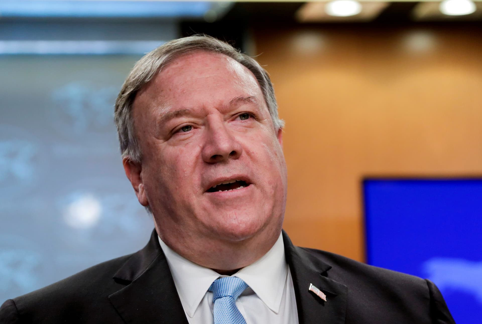 US Secretary of State Pompeo Calls Bolton āa Traitorā
