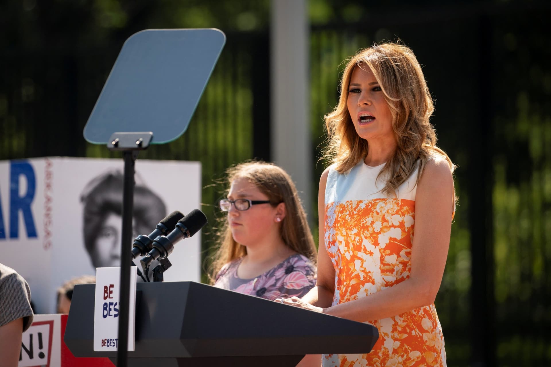 Questions Overshadow Melania Trump, Pompeo Speeches on Republican Day Two