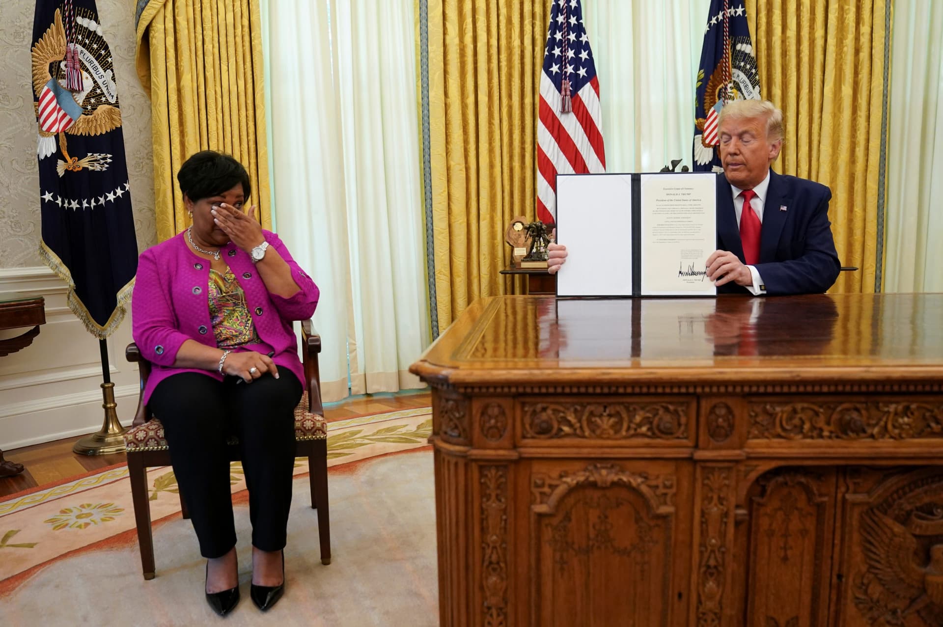 Trump Pardons Alice Johnson, Whose Cause Was Backed by Kim Kardashian