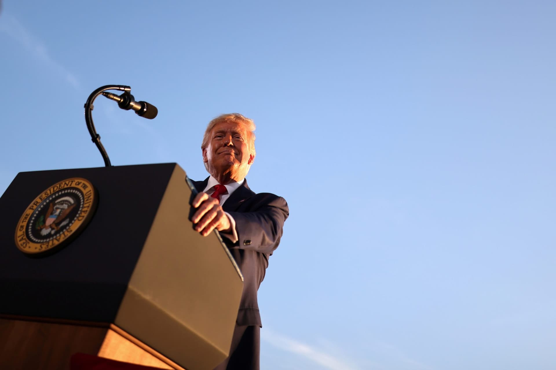 Trump Pays Japan’s Abe ‘Highest Respect,’ Plans To Call Him