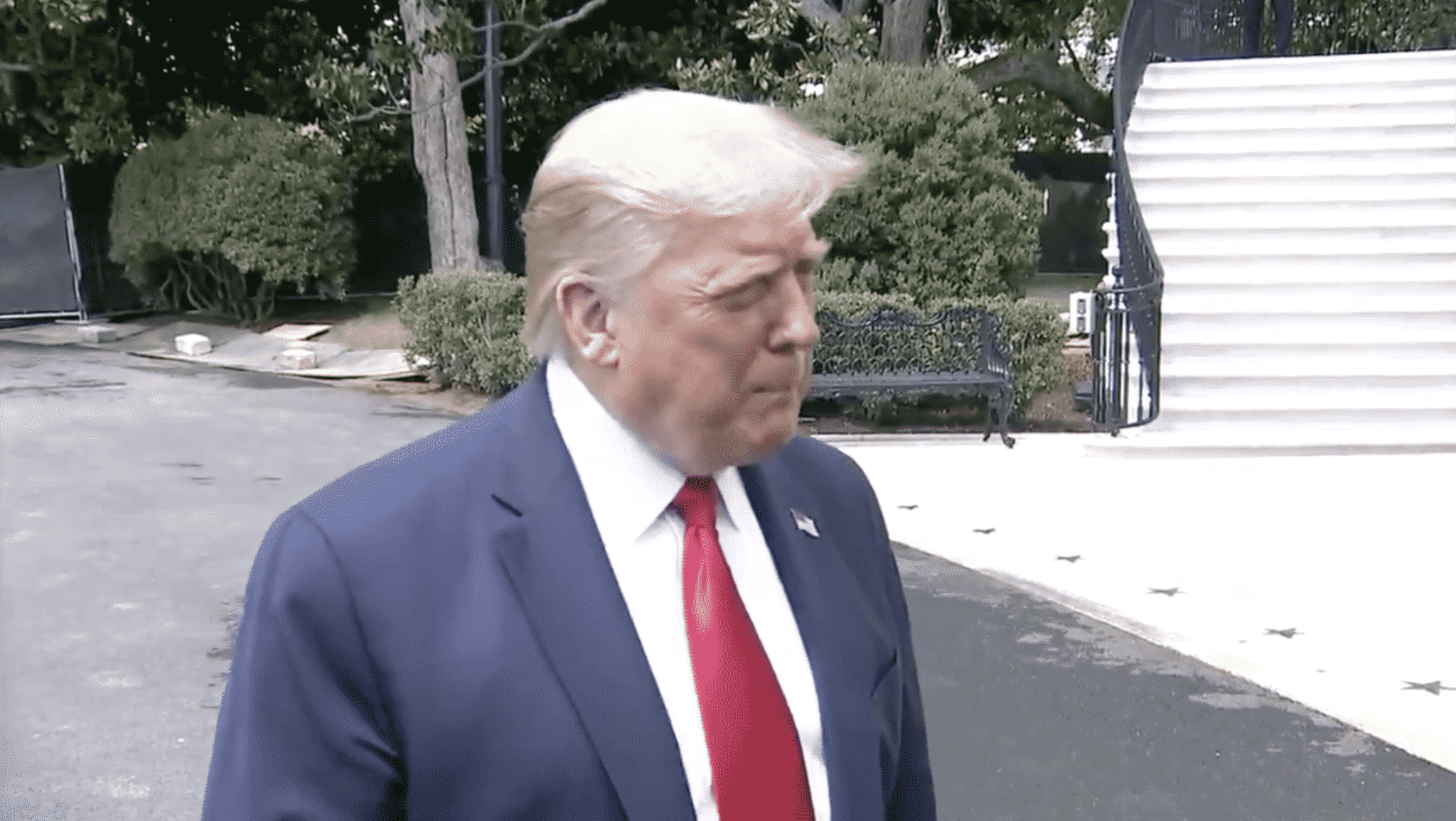 Trump Suggests the NRA Move to Texas and āLive a Long and Happy Lifeā