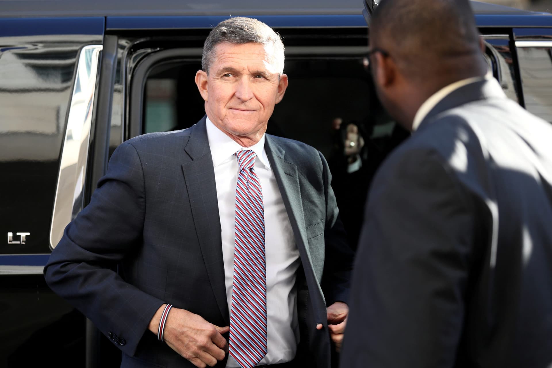 Michael Flynn Endorses Doug Collins in Georgia Senate Race: âHe Will Always Fight for Whatâs Rightâ