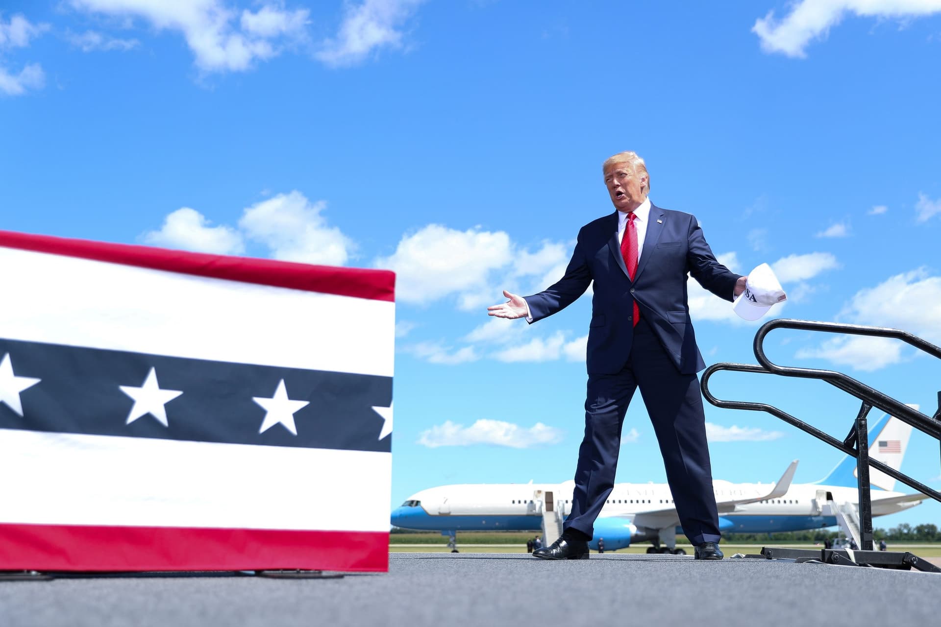 Trump, Biden To Campaign in Minnesota as Early Voting Begins