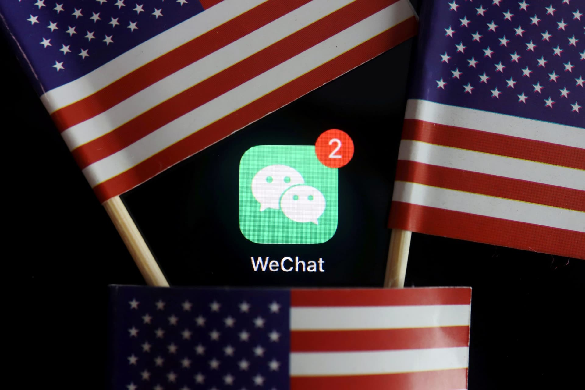 US Judge Halts Trump Administration’s Order To Remove WeChat From App Stores
