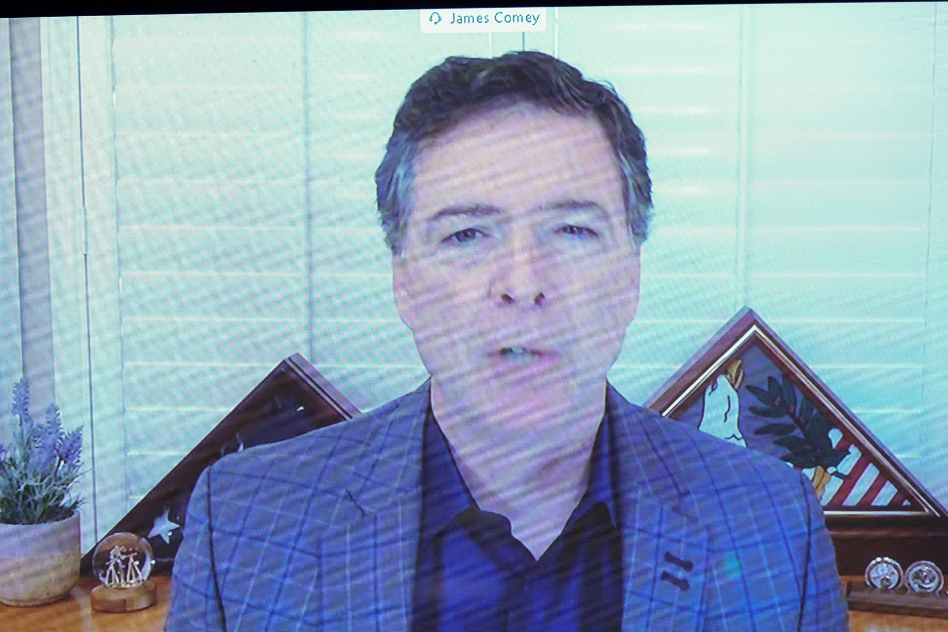 Ex-FBI Director Comey Defends FBI Russia Probe in Senate Hearing