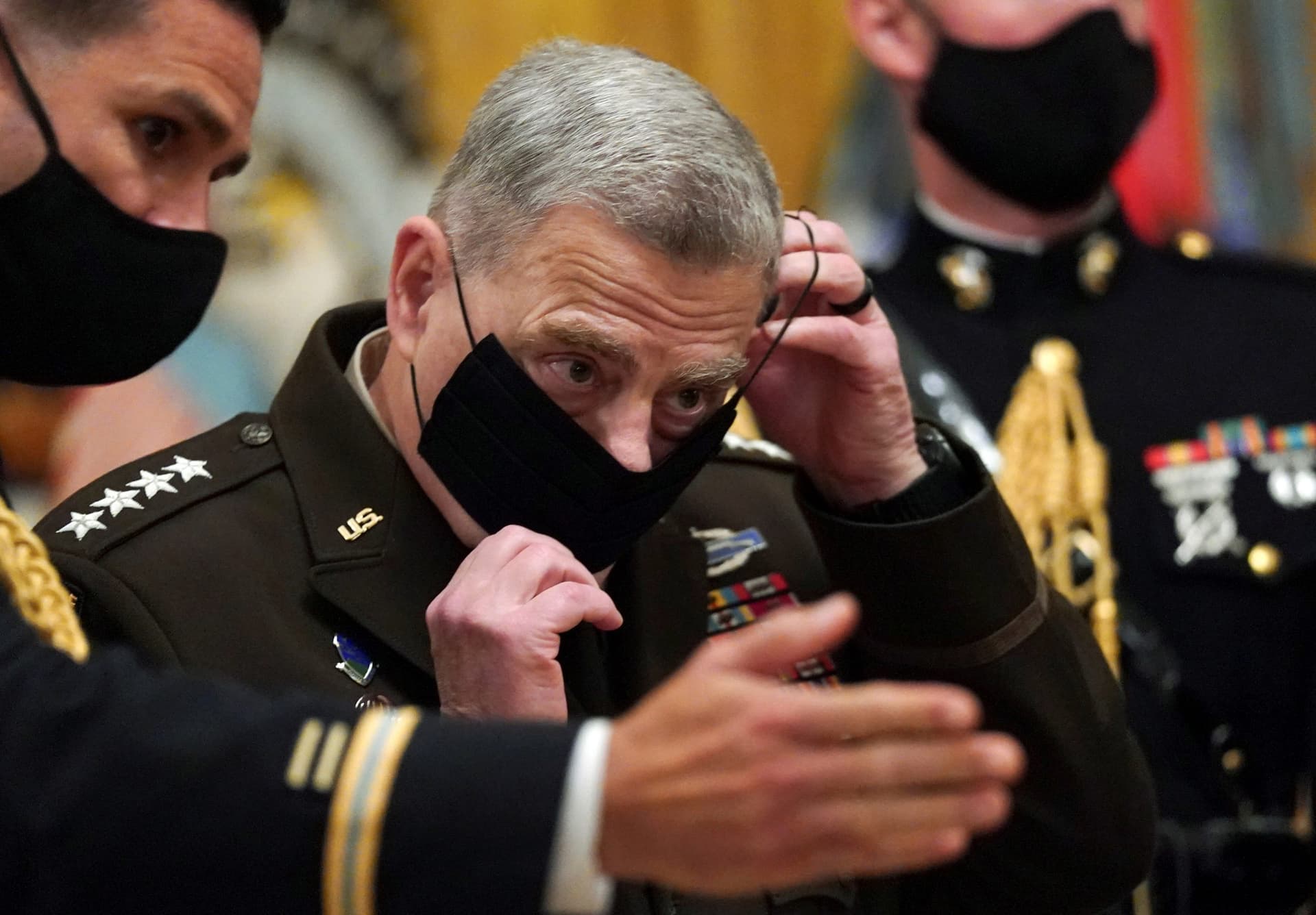 US Joint Chiefs of Staff Go Into Quarantine After Coronavirus Hits Coast Guard