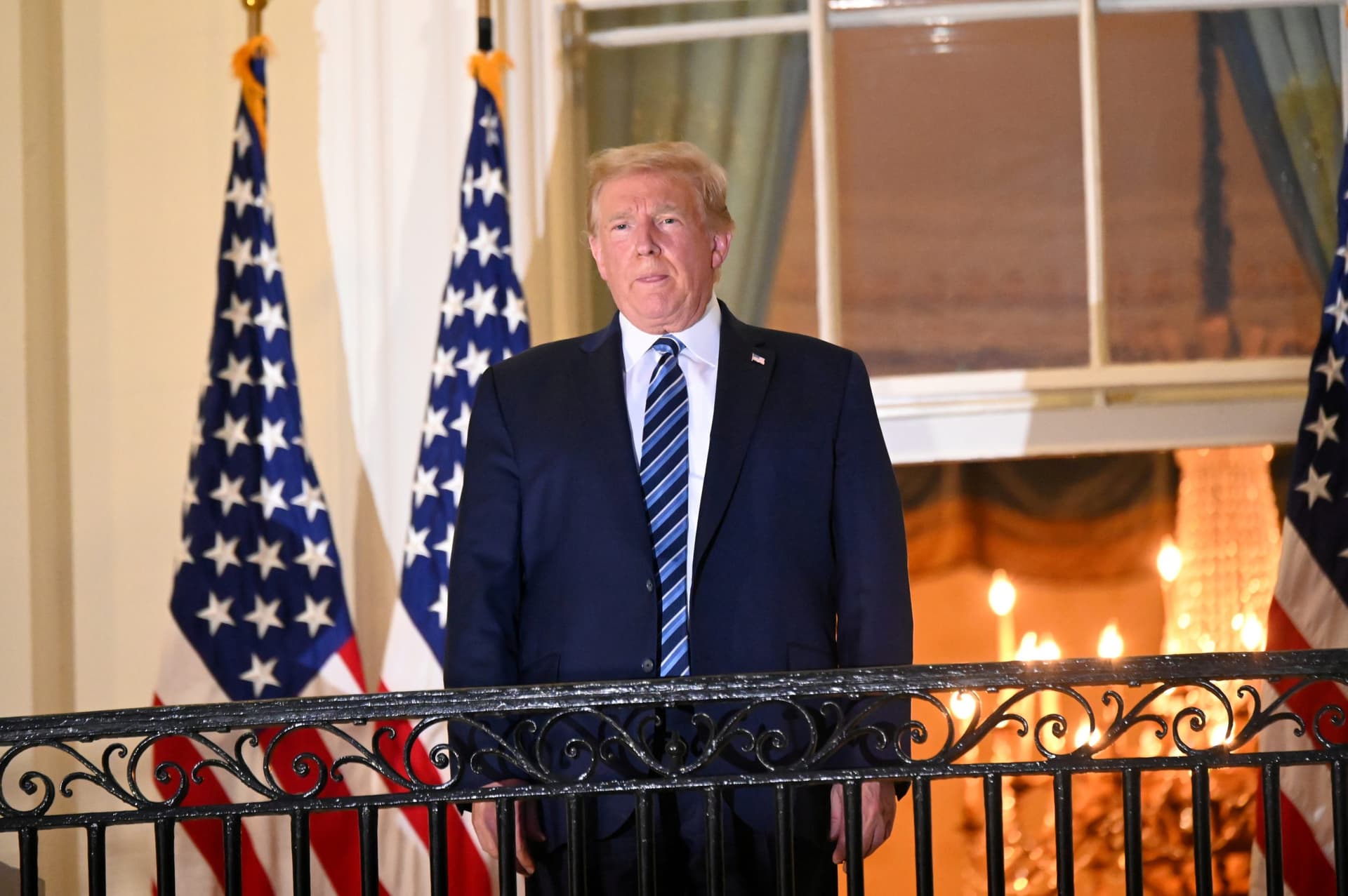 What We Know â and Donât Know â About Trumpâs COVID-19 Illness