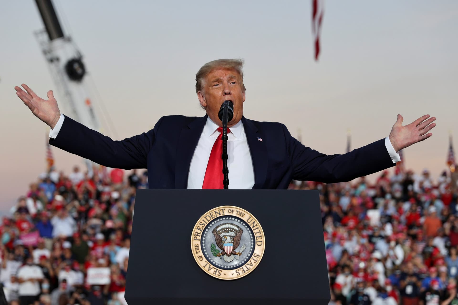 Back on Campaign Trail, Trump Says He Feels âPowerfulâ After COVID Recovery