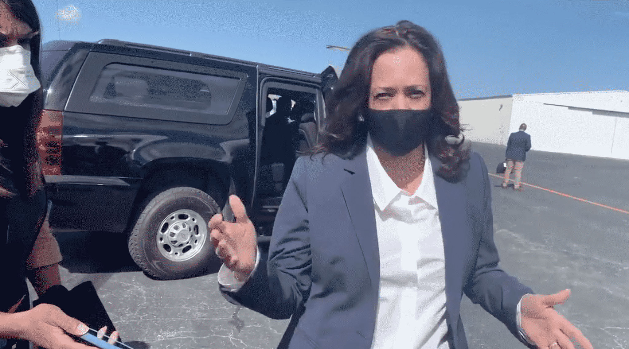 Harris Defends Biden Amid Attacks on His Son: He Does Not āTalk About Other Peopleās Kidsā