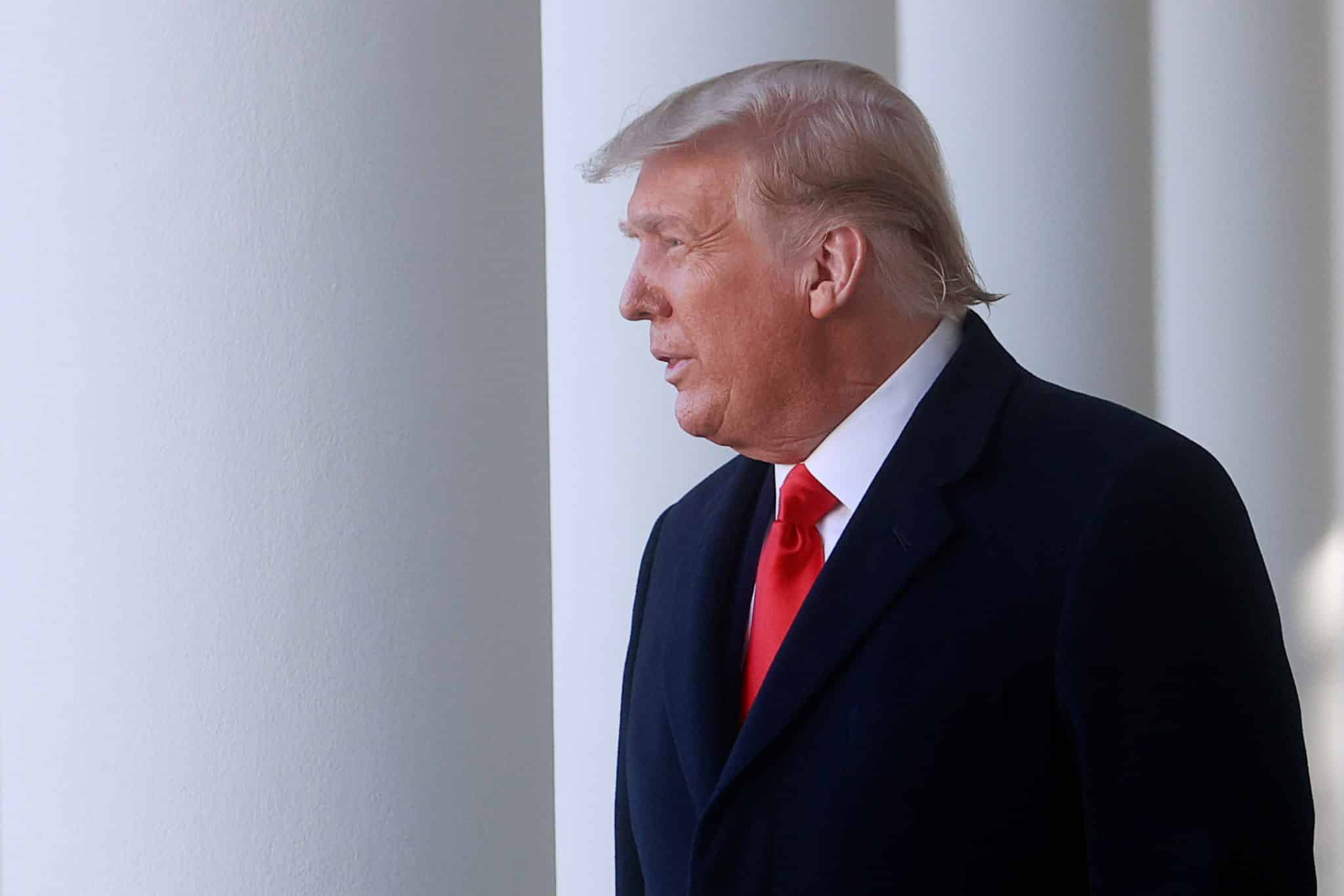Trump To Sue Facebookâs Zuckerberg and Twitterâs Dorsey