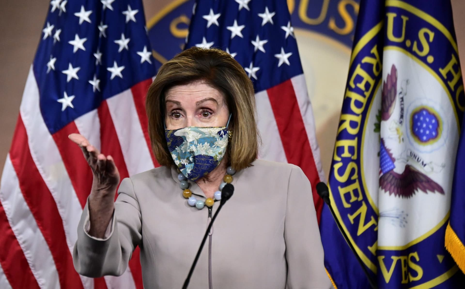 Pelosi: Maxine Waters ‘Absolutely’ Should Not Apologize for ‘Get More Confrontational’ Remark