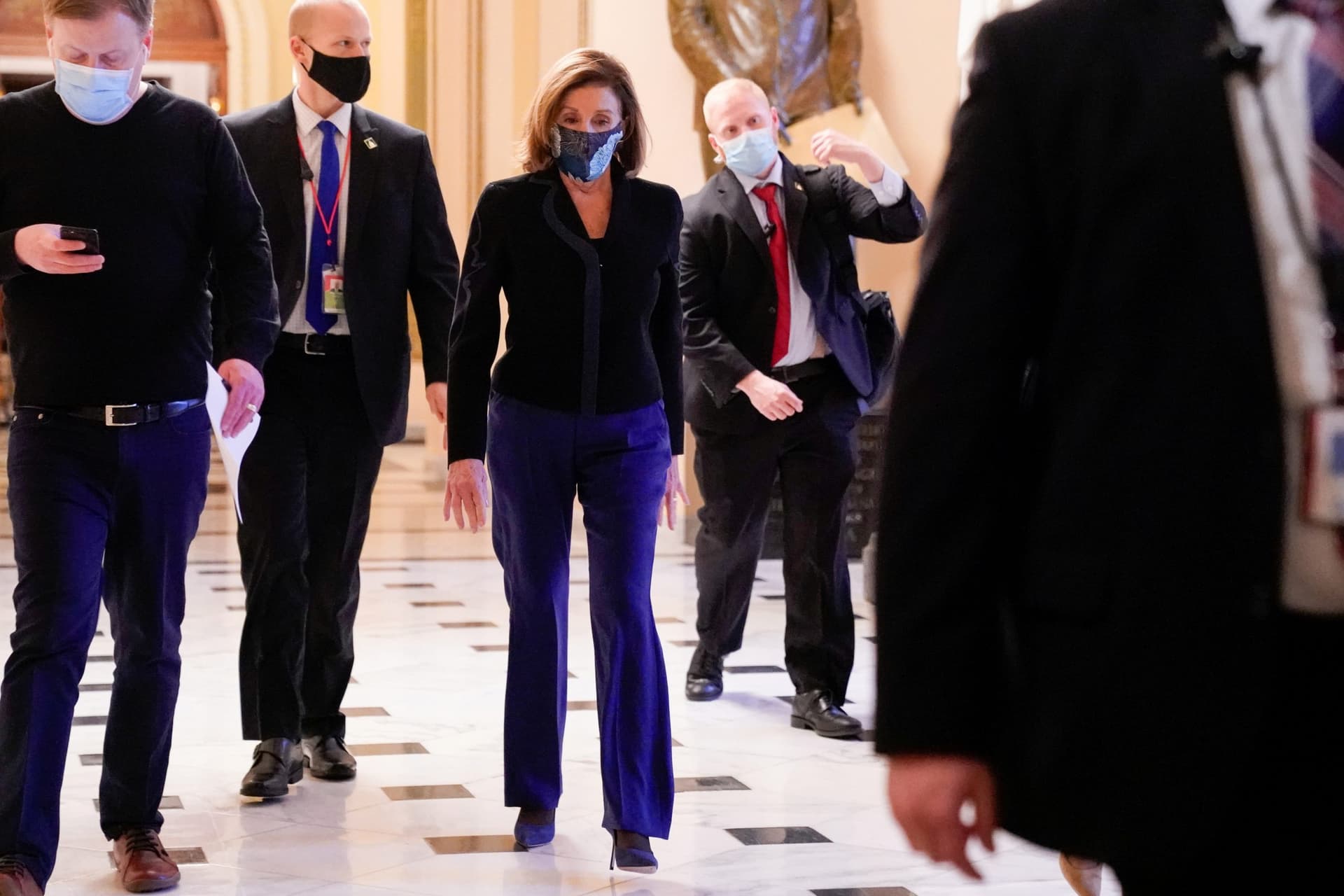 US Congress Wrangles Over Details of Coronavirus Economic Aid as Deadline Approaches