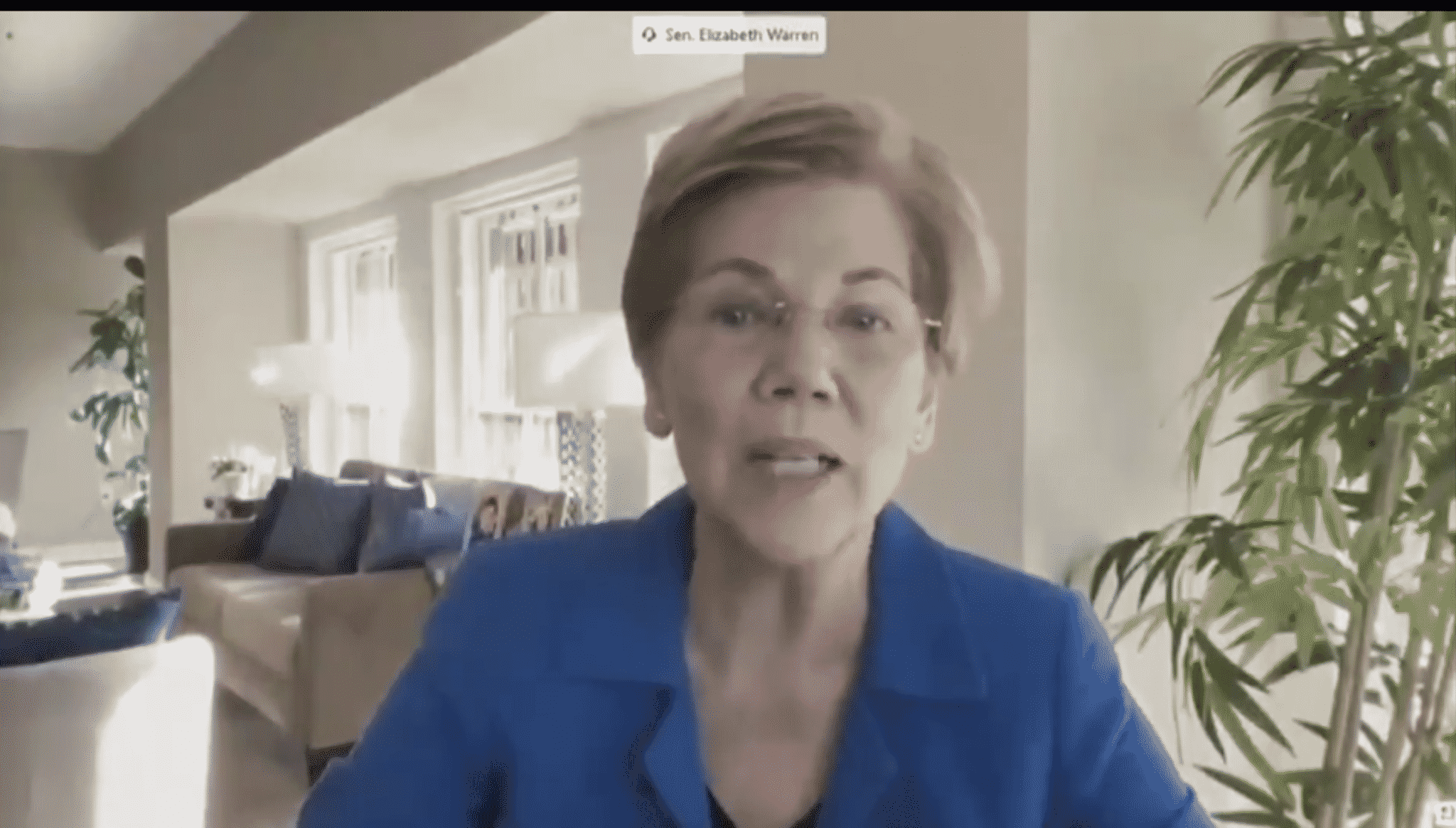 Warren Claims Biden Can Eliminate Billions in Student Loan Debt âAll on His Ownâ