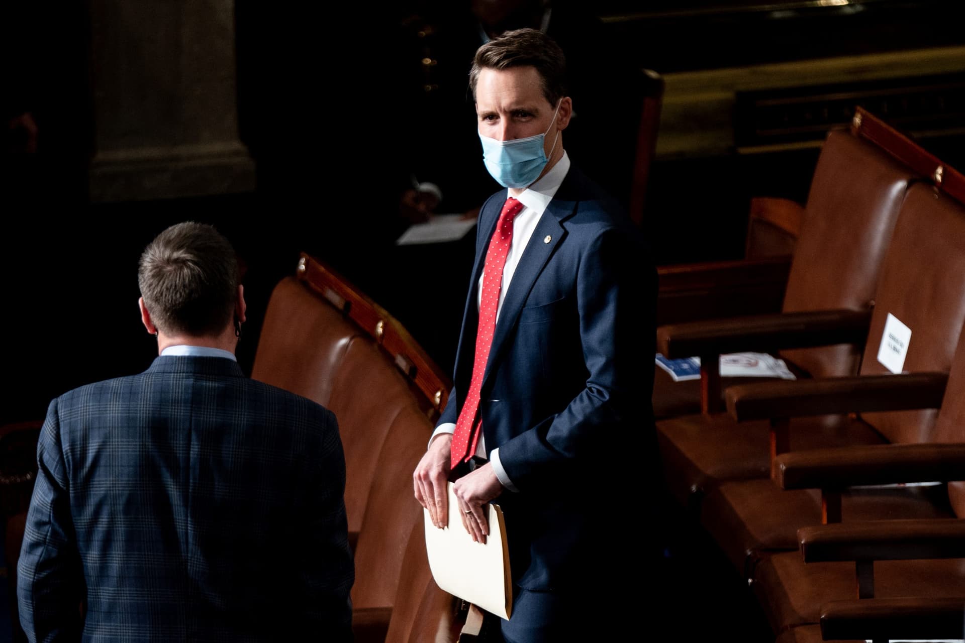 Hawley Claims He âNever Saidâ the âGoal Was to Overturn the Electionâ