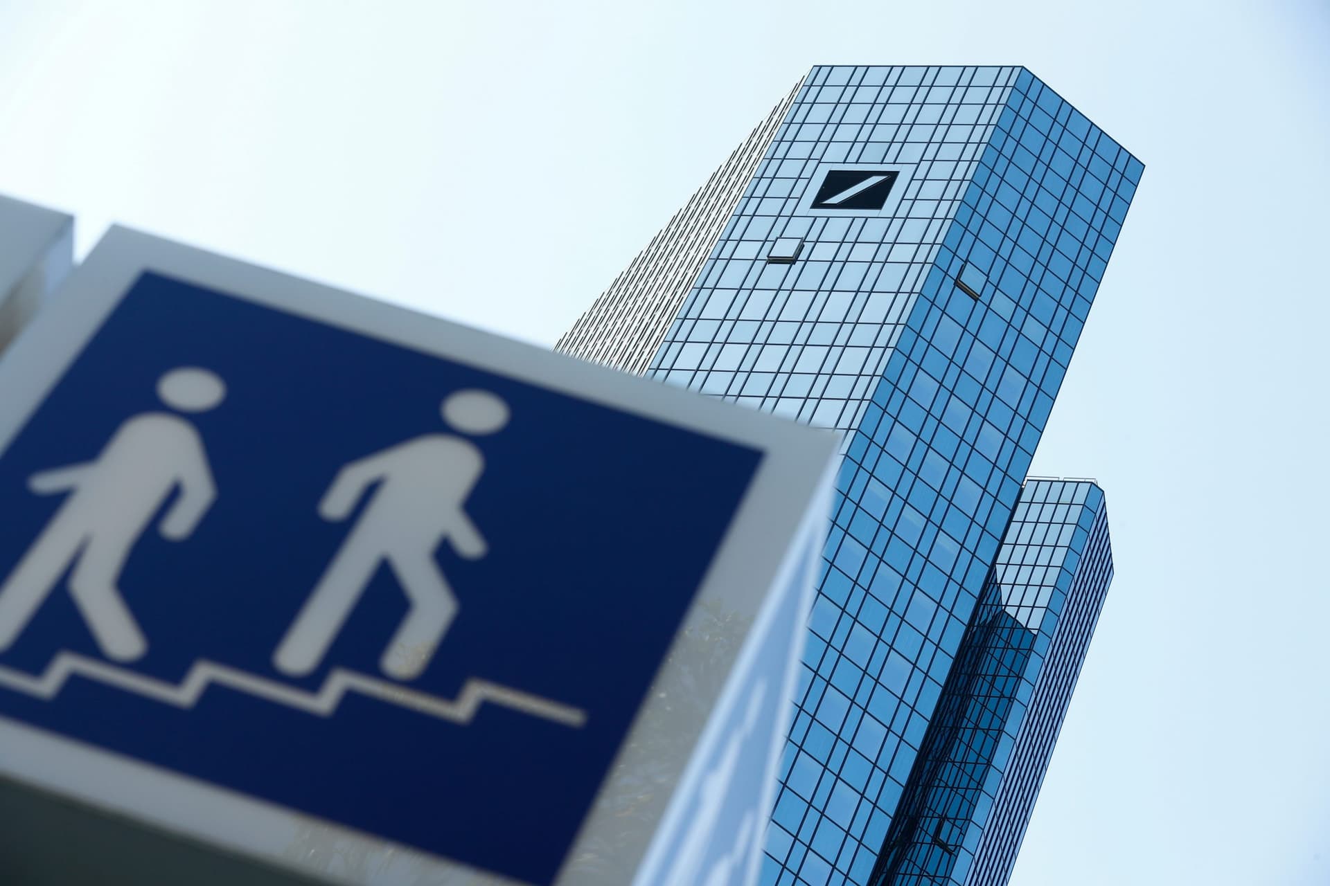 Trump Dropped by Biggest Lender Deutsche Bank for Future Business: NYT