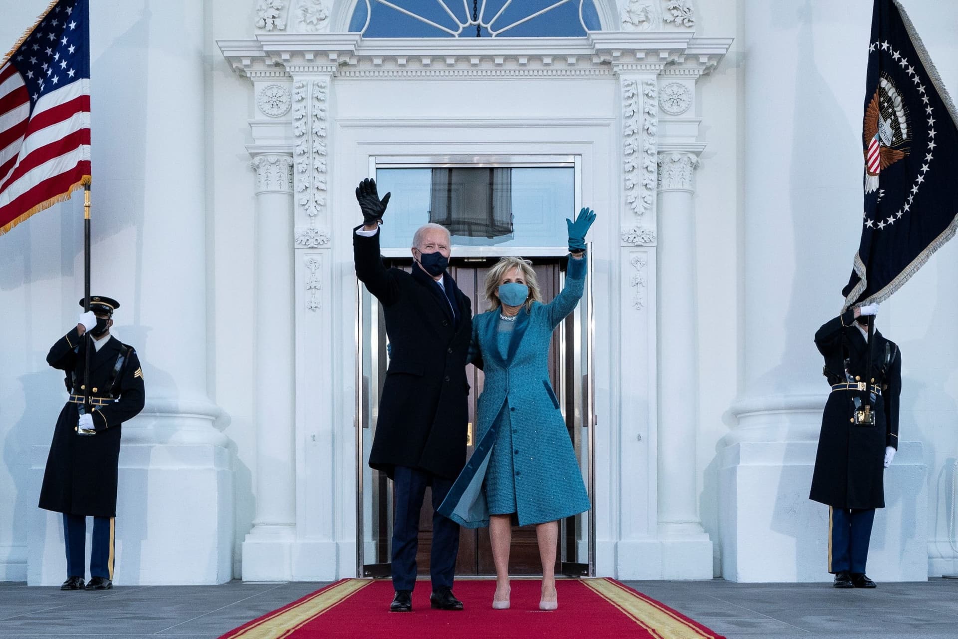 US President Biden Arrives Safely at White House, Protected by Thousands of Troops, Barricades