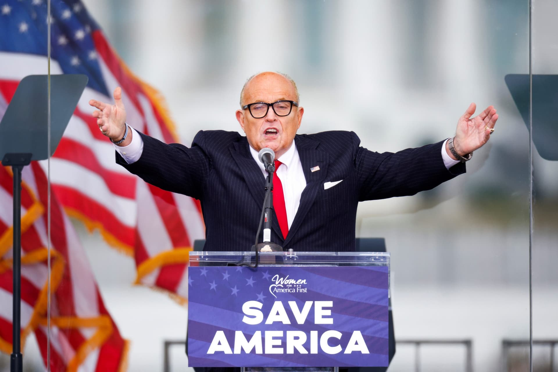 Giuliani Reportedly Advised Trump Aides To âJust Say We Wonâ on Election Night