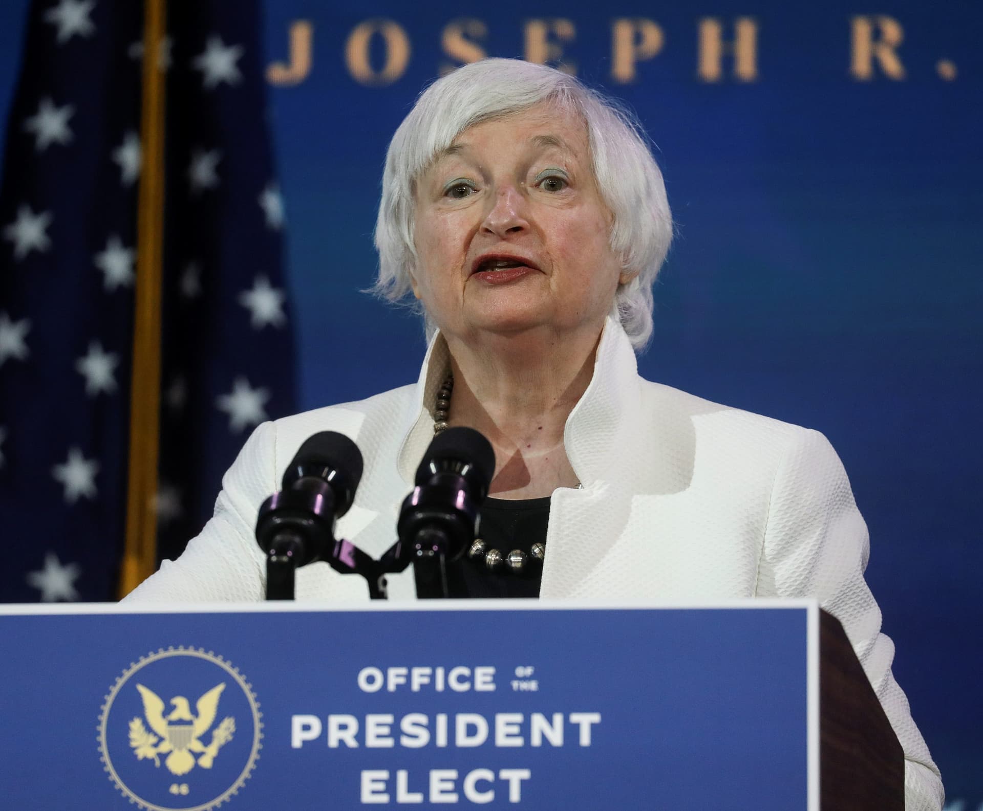 Yellen Wins Unanimous Senate Panel Vote for Treasury Despite Republican Tax, Debt Concerns