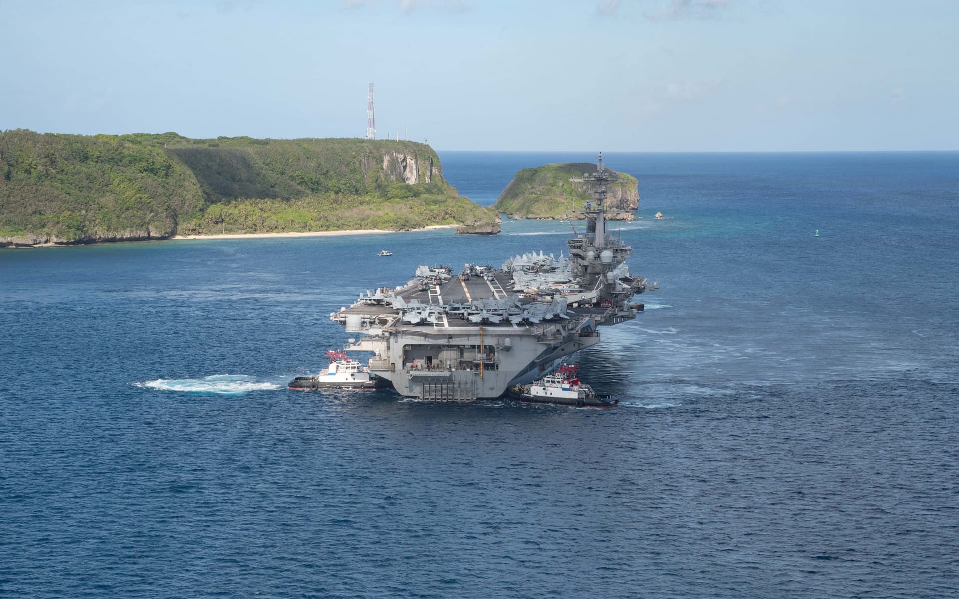US Carrier Group Enters South China Sea Amid Taiwan Tensions