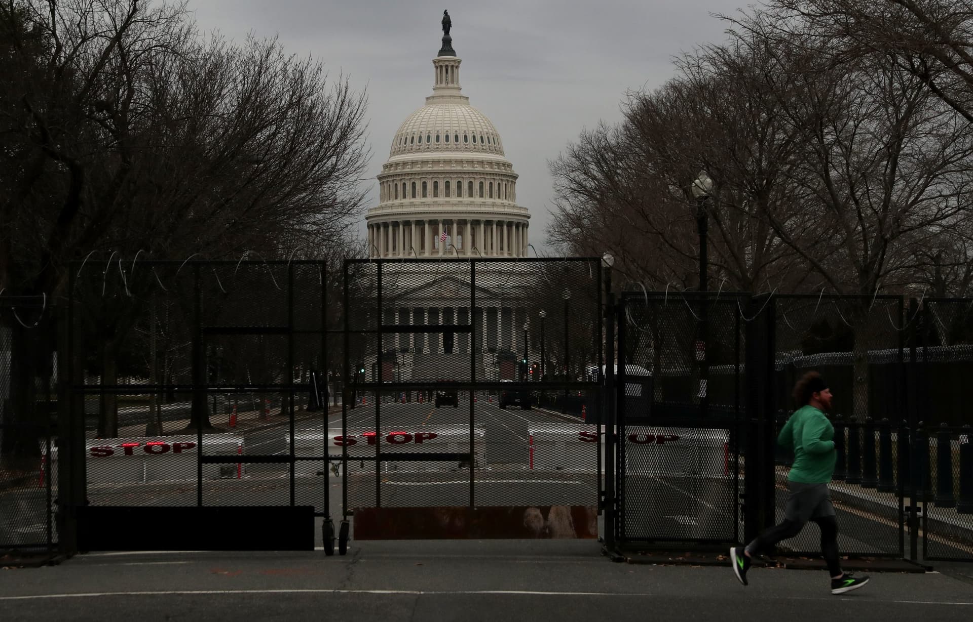 House Sends Article of Impeachment Against Trump To the Senate