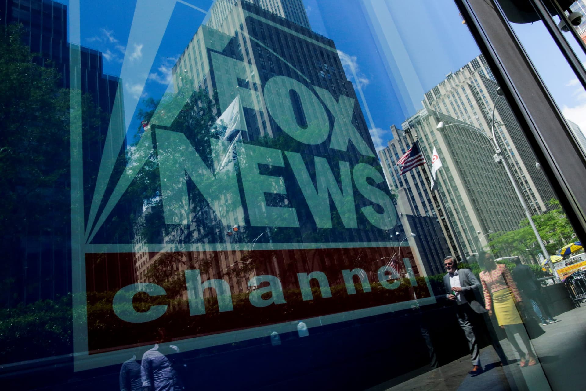 Fox Cancels Lou Dobbsâ Weekday Show on Fox Business Network