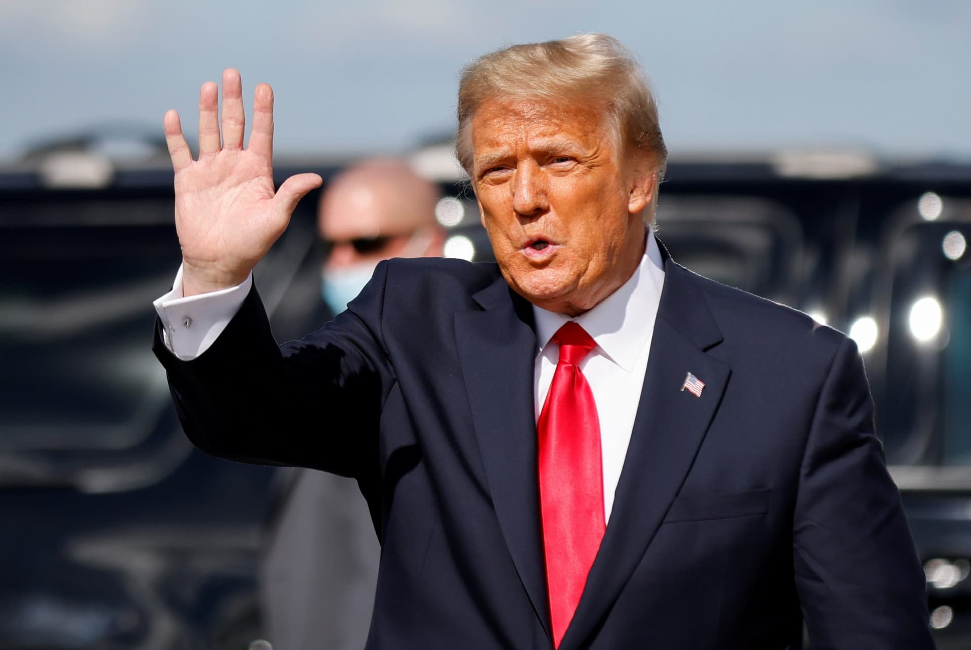 Trump Seeks Return To Spotlight With Address To Conservative Meeting