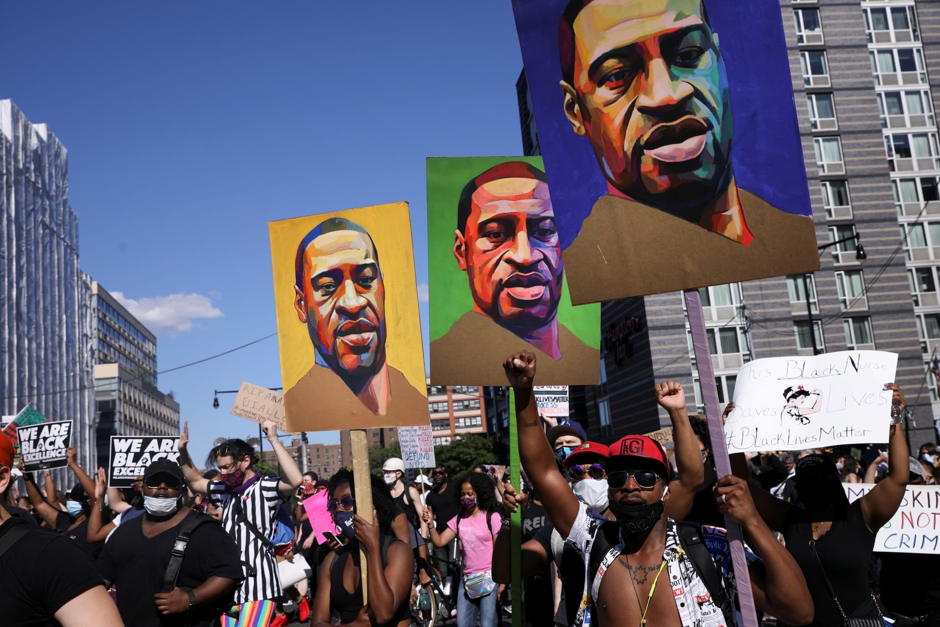 Minneapolis to Pay $27 Million to Settle Family Lawsuit Over George Floydâs Death