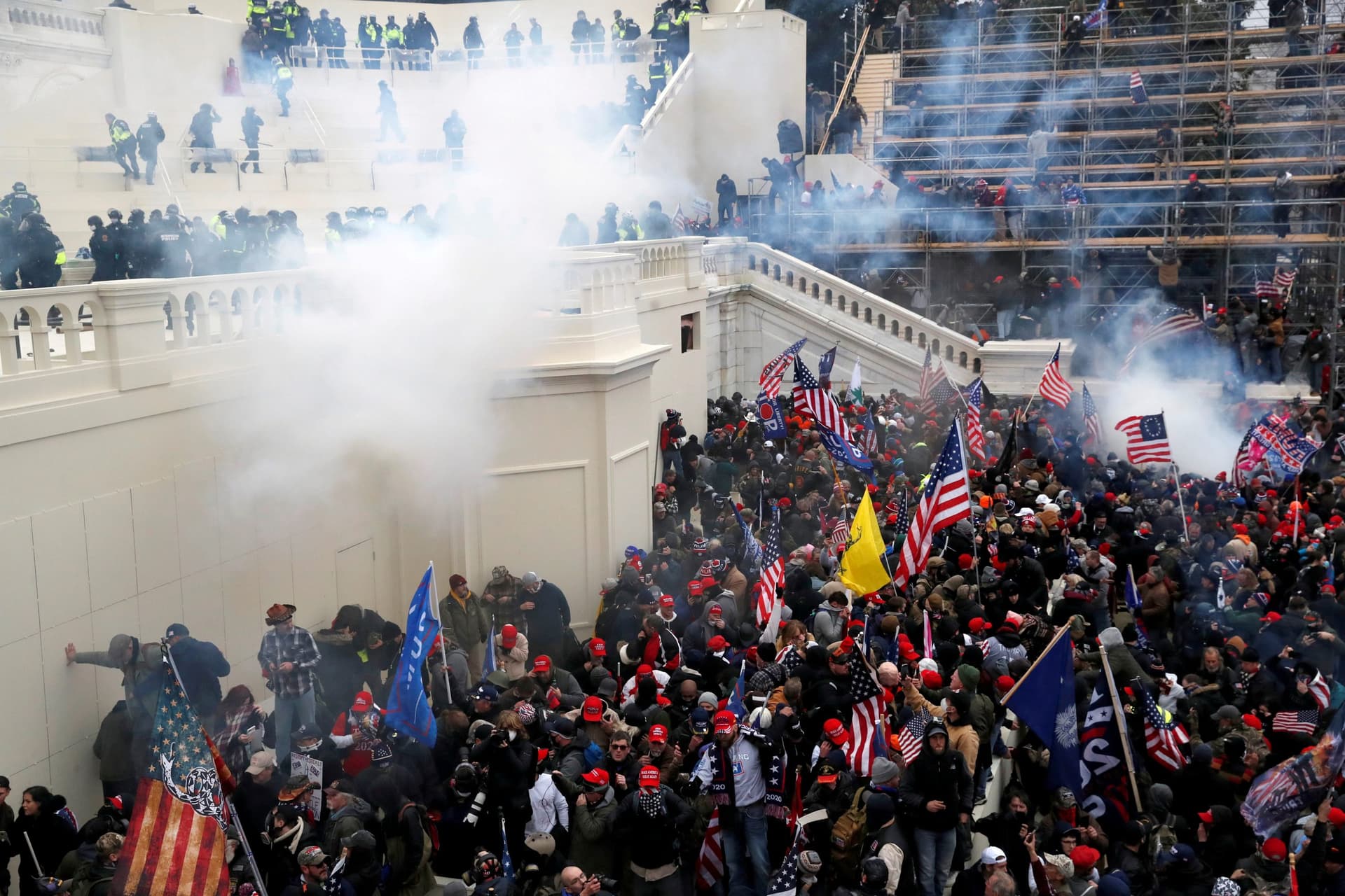 FBI Reportedly Finds Little Evidence To Show Capitol Riot Was a Coordinated Plot To Overturn Election