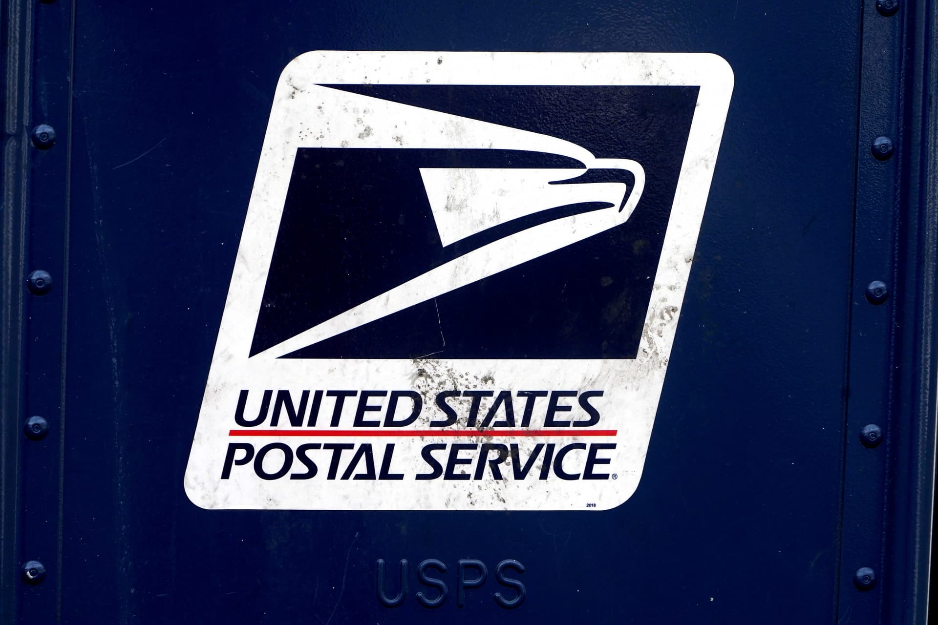 US Lawmakers Introducing Bill To Give USPS $6 Billion for EV Delivery Vehicles