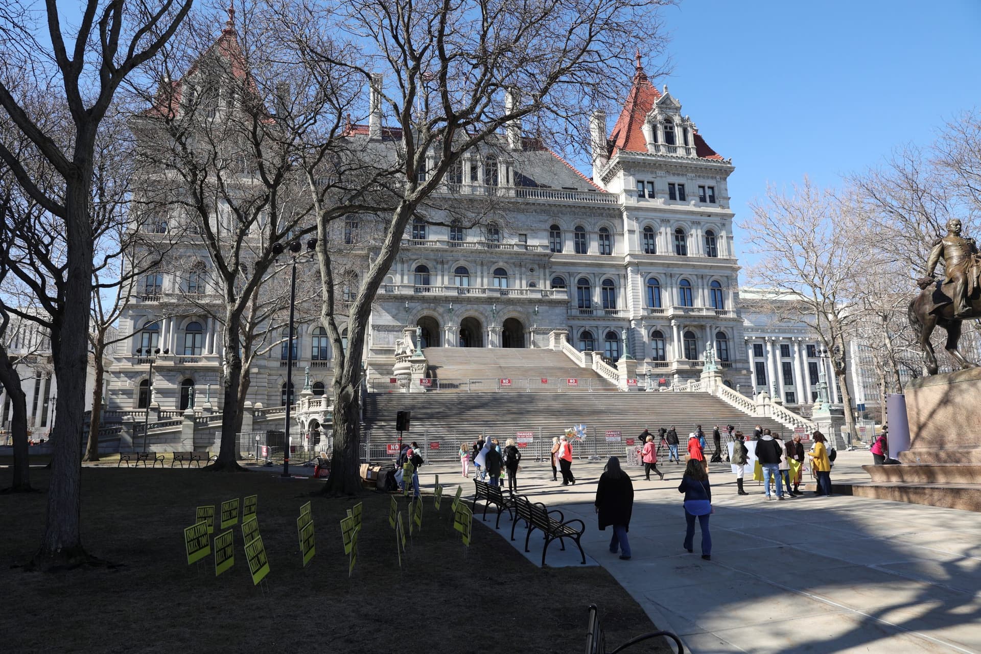 NY Assembly To End Impeachment Investigation After Cuomo’s Resignation