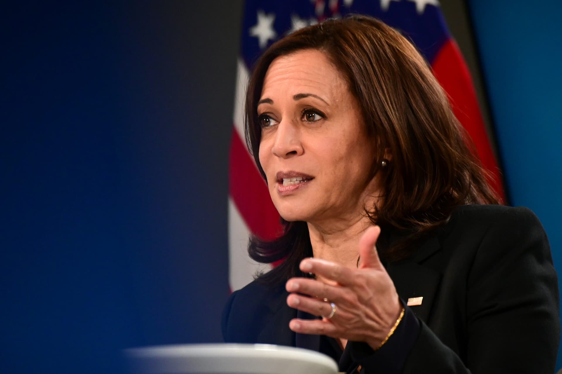 CNN: Harris Trying To Wash Hands of Border Crisis, Claims It’s Not Really Her Job