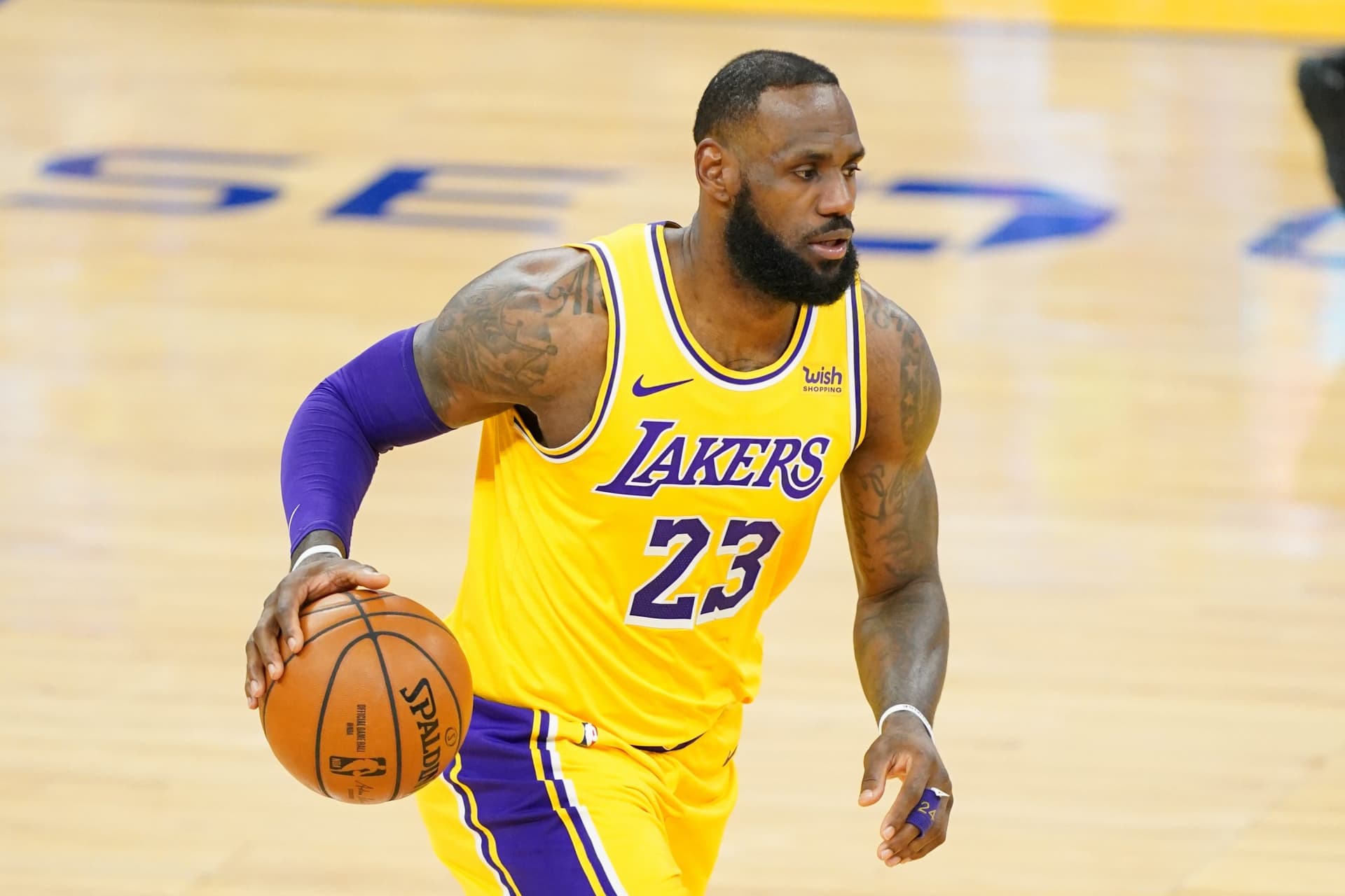 LeBron James Says He âFueled the Wrong Conversationâ About MaâKhia Bryant Shooting