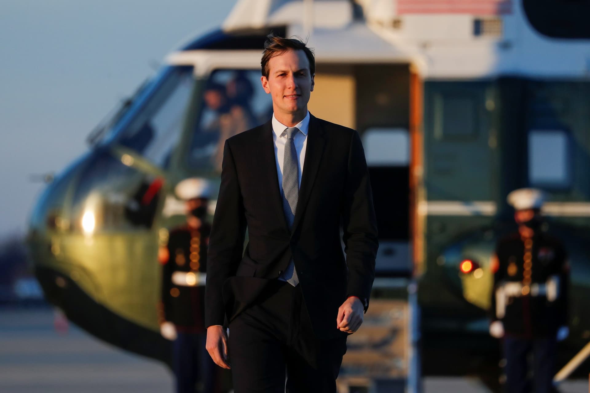 Jared Kushner âExploded in Angerâ at a Public Health Official About Mask Shortage: Book