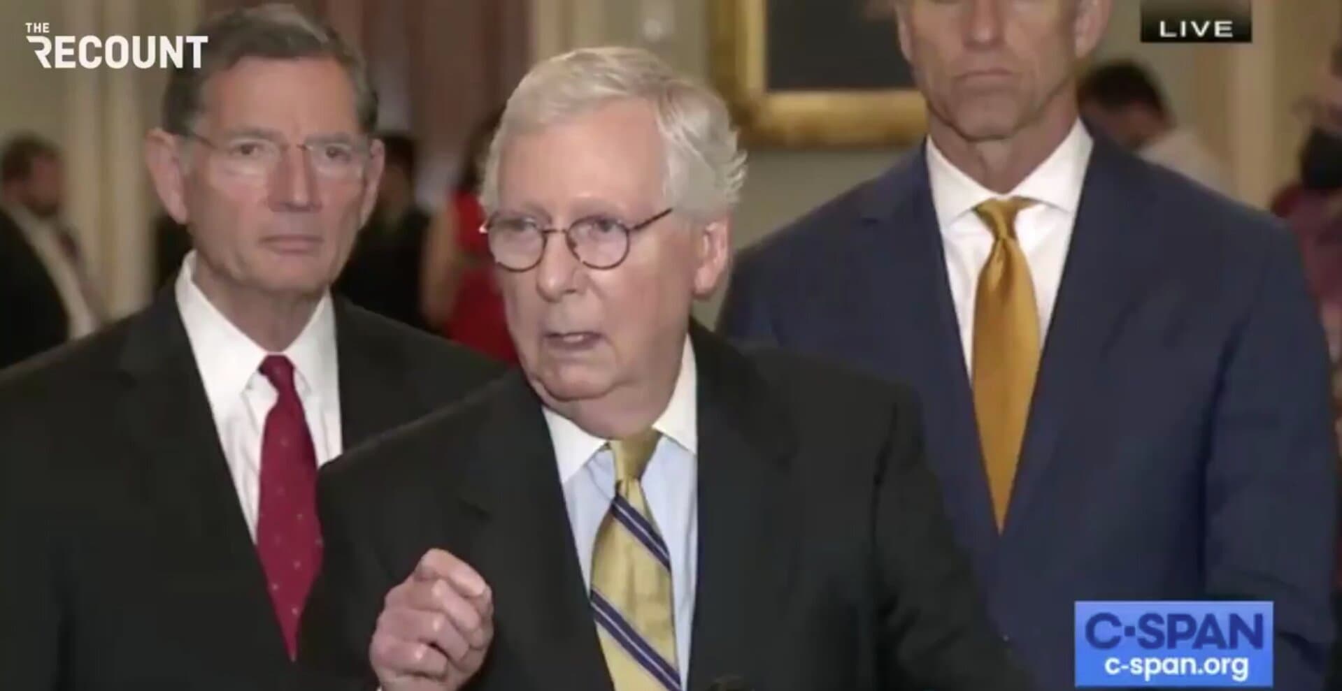 McConnell Urges Americans To āIgnoreā People Giving āDemonstrably Bad Adviceā About the COVID Vaccines