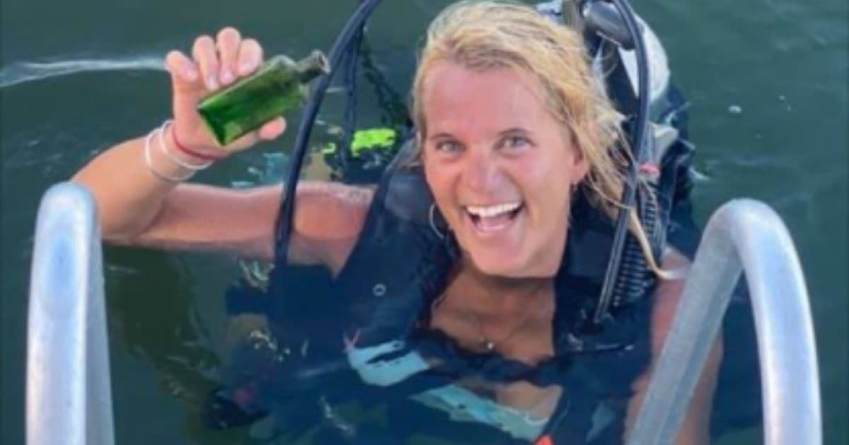 Diver Finds Unremarkable Green Bottle on River Bottom, Discovers a Message Inside from 1926