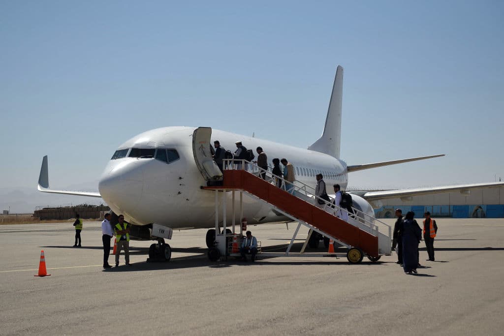 Reporter Discovers ‘Thousands’ Still Attempting to Flee Kabul, Including US Citizens and Green Card Holders