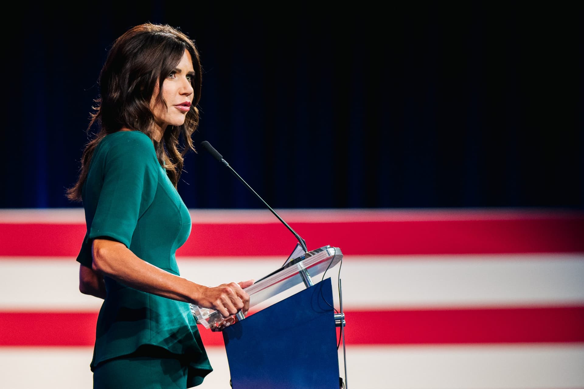Noem Announces Plan to Visit the Border āWarzoneā As GOP Governors Express Support for Texas