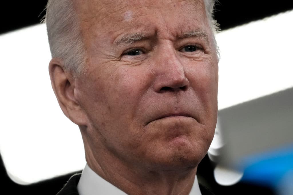 Bidenās Approval Down to 38 Percent, Harrisā Also Sinks: Poll