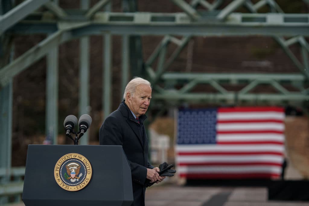 Americans Divided in Opinions of Biden’s Mental Fitness: Poll