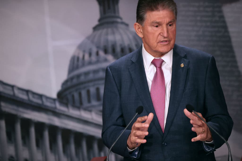 Manchin Urges Dems to Stop Their ‘Political Games’ and Pass Infrastructure Bill