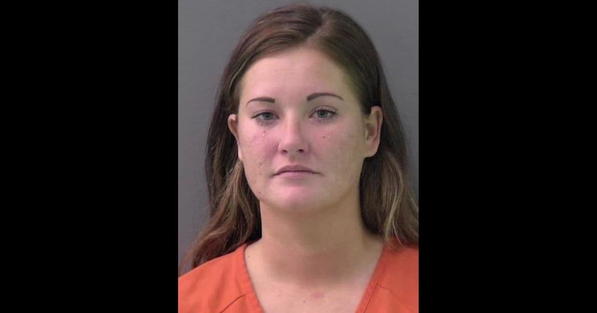 Watch: Server Gets Scalding Hot Soup Splattered in Face After Customer Freaks